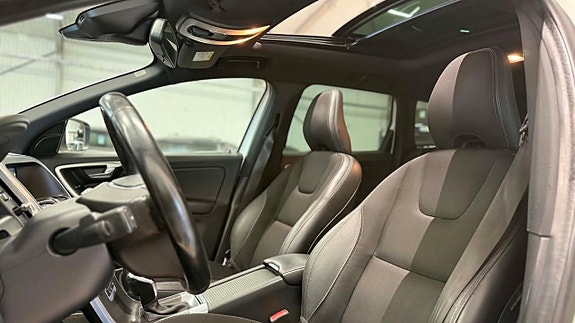 Volvo XC60 19 of 23