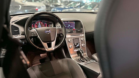 Volvo XC60 23 of 23