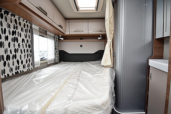 Knaus 550 MF VAN TI Vansation Dubbelbädd 11 of 24