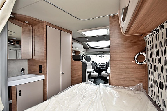 Knaus 550 MF VAN TI Vansation Dubbelbädd 14 of 24