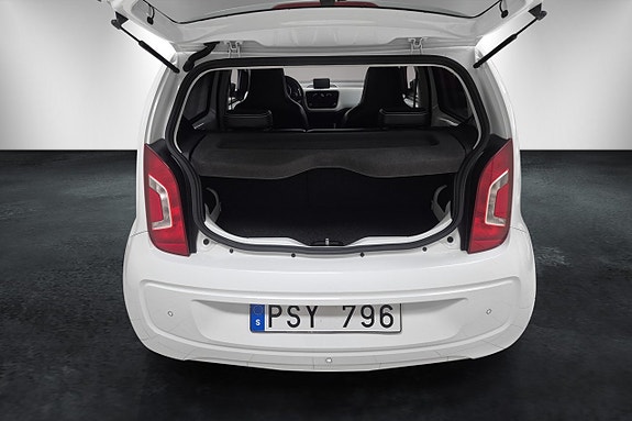 Volkswagen UP! 5 of 5