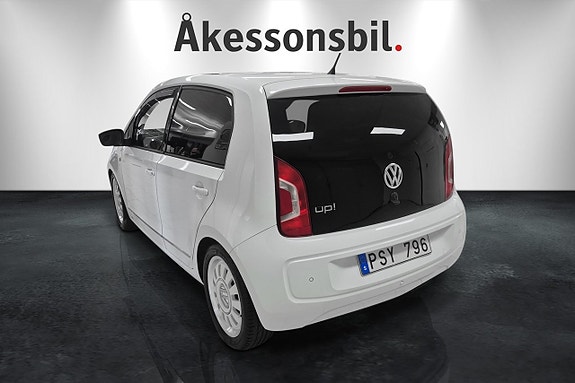 Volkswagen UP! 4 of 5