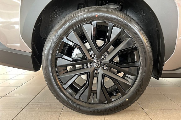 Toyota bZ4X Touring 15 of 27