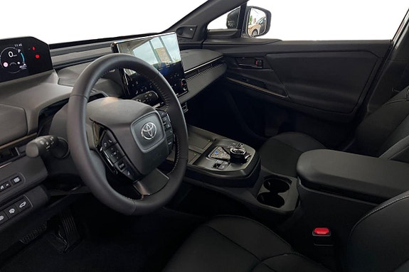 Toyota bZ4X Touring 12 of 27