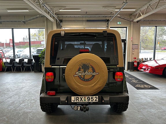 Jeep Wrangler 6 of 30