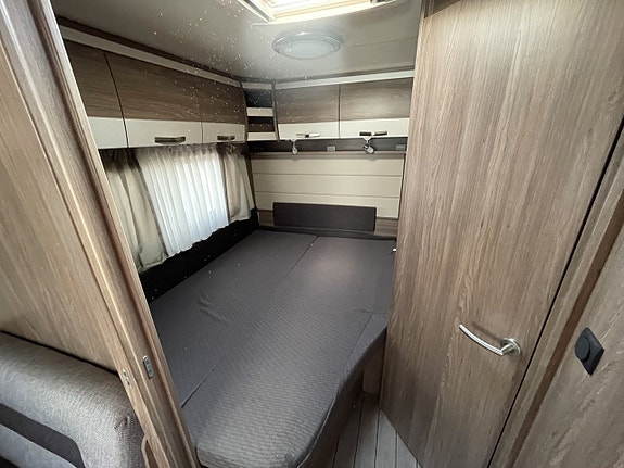 Knaus 650 UDF (Ac, Mover, Boxmarkis,Tält) 4 of 8