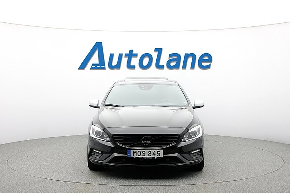 Volvo S60 4 of 5
