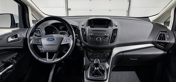 Ford C-Max 5 of 8