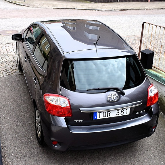 Toyota Auris 4 of 7