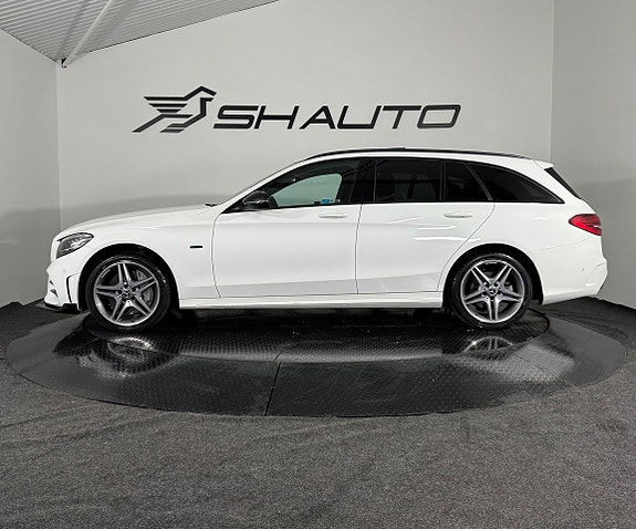 Mercedes-Benz C300 9 of 21