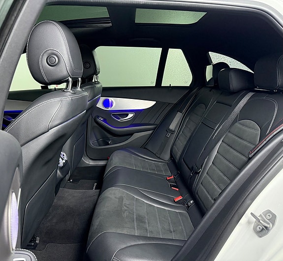 Mercedes-Benz C300 12 of 21