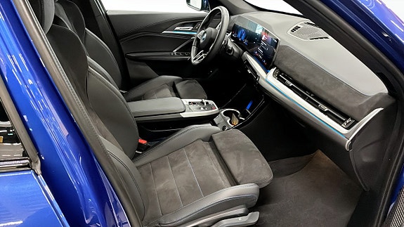 BMW X1 3 of 5