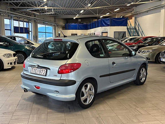 Peugeot 206 3 of 5