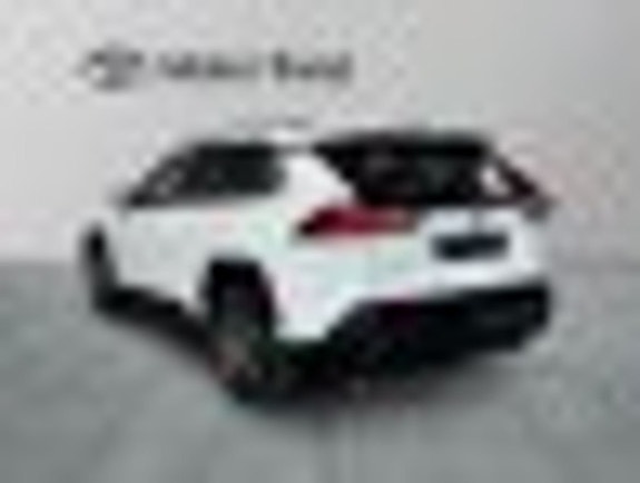 Toyota RAV4 Plug-in Hybrid 2 of 14