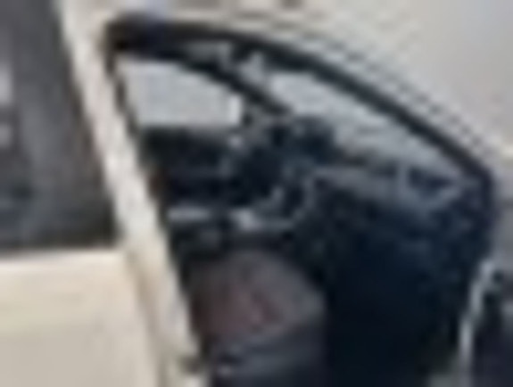 Toyota RAV4 Plug-in Hybrid 10 of 14