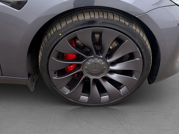 Tesla Model 3 26 of 30