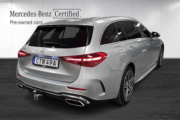 Mercedes-Benz C300 3 of 5