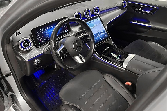 Mercedes-Benz C300 7 of 14