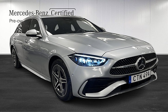 Mercedes-Benz C300 2 of 5