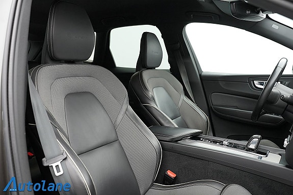 Volvo XC60 18 of 26