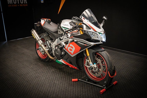 Aprilia RSV4 1000 RF "Arrow" 4 of 5