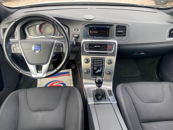 Volvo V60 15 of 21