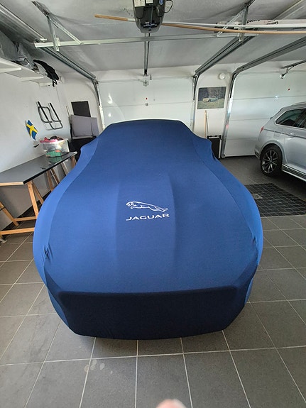 Jaguar F-TYPE 11 of 13