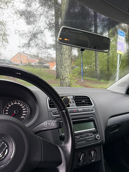 Volkswagen Polo 3 of 5