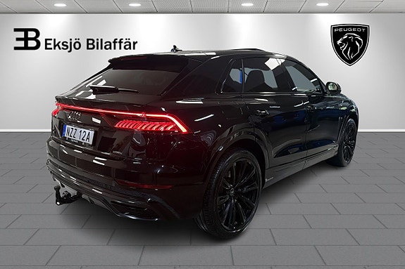 Audi Q8 5 of 5