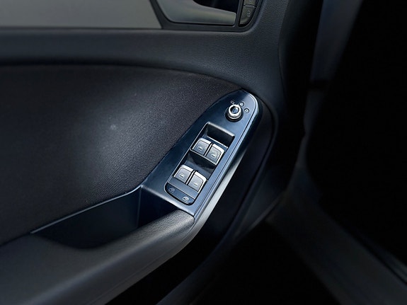 Audi A4 12 of 16