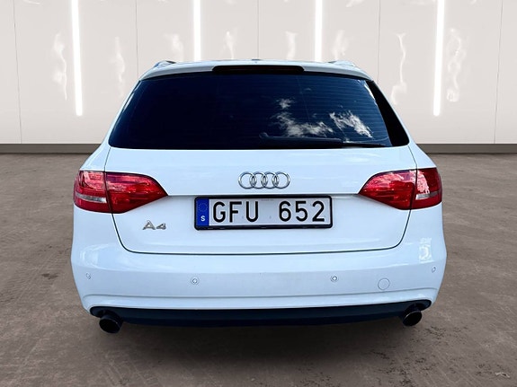 Audi A4 5 of 16
