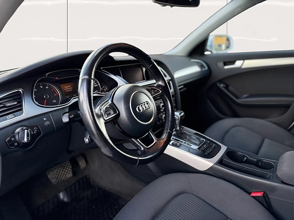 Audi A4 8 of 16