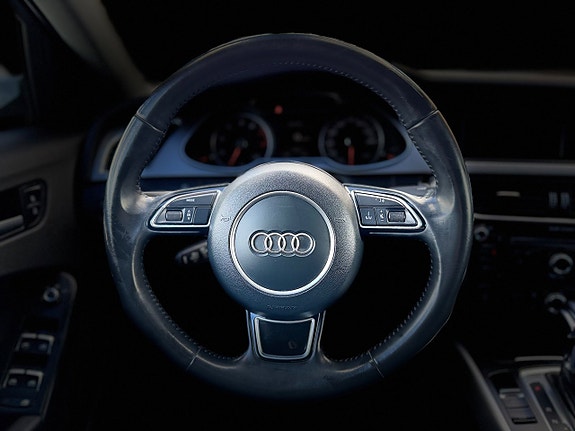 Audi A4 13 of 16