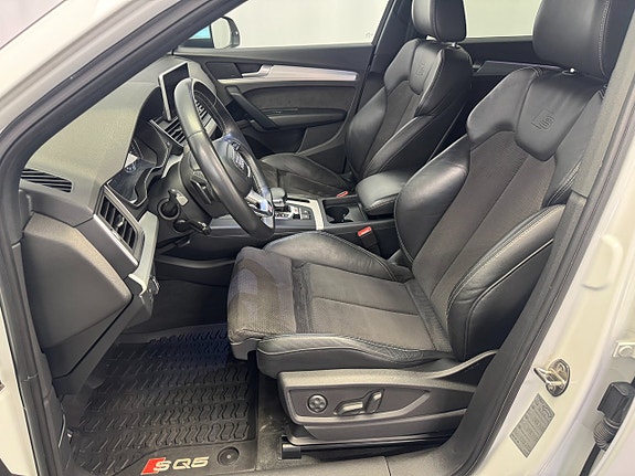 Audi SQ5 8 of 13