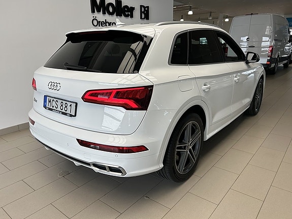 Audi SQ5 5 of 22