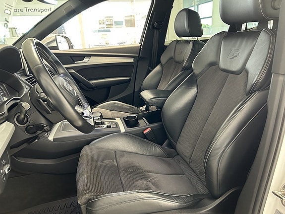 Audi SQ5 9 of 22