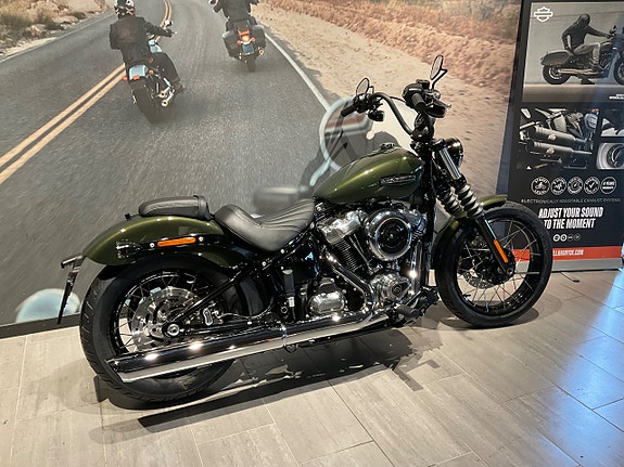 Harley-Davidson Street Bob FXBB 2 of 10