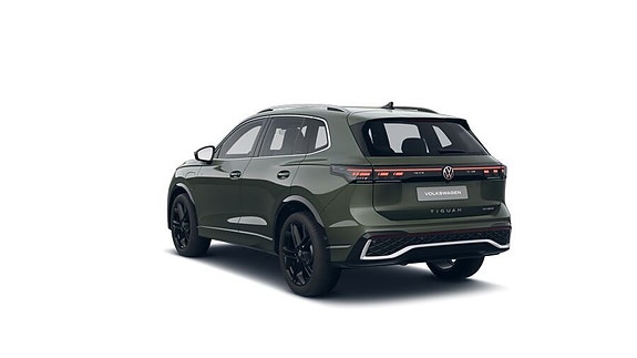 Volkswagen Tiguan 3 of 7