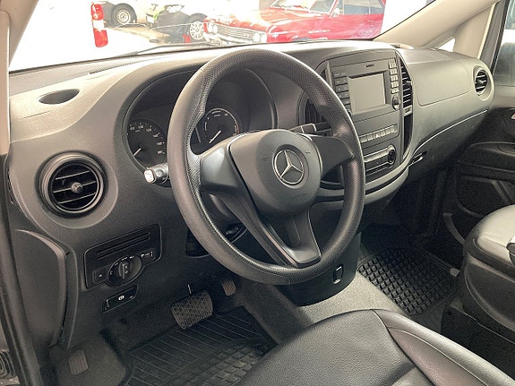 Mercedes-Benz eVito 111 11 of 19