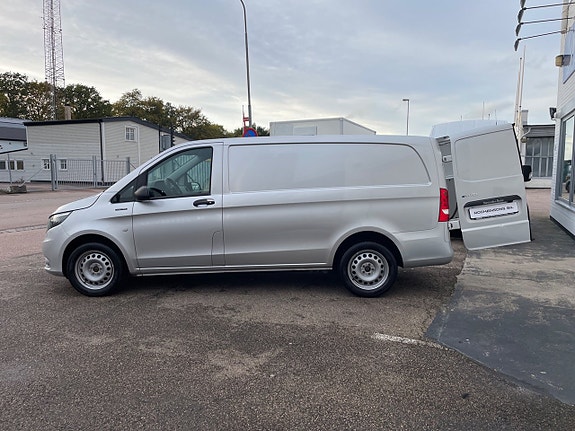 Mercedes-Benz Vito 111 15 of 27