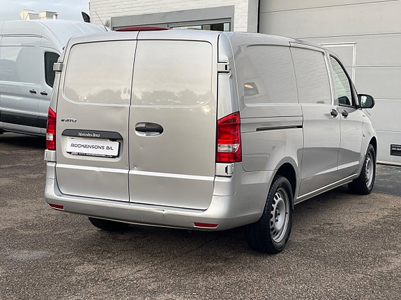 Mercedes-Benz Vito 111 4 of 27
