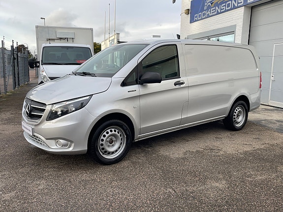 Mercedes-Benz Vito 111 18 of 27