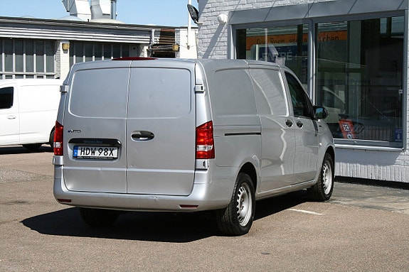 Mercedes-Benz Vito 108 4 of 5