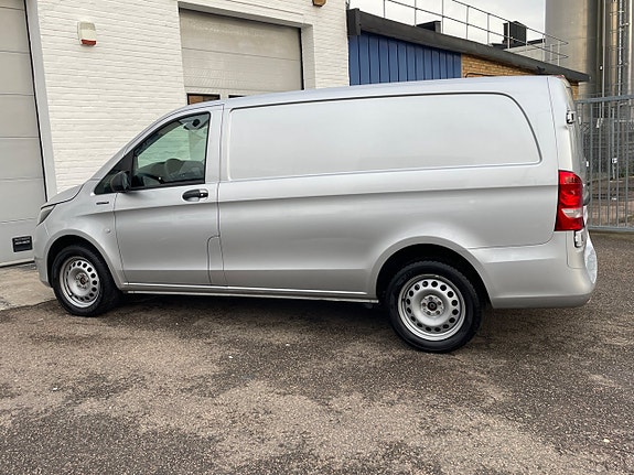 Mercedes-Benz Vito 111 23 of 27