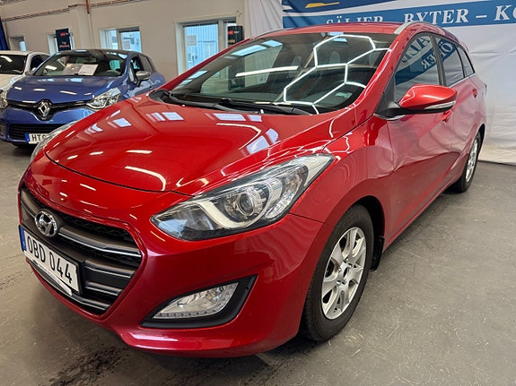 Hyundai i30 4 of 5