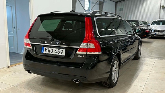 Volvo V70 7 of 19