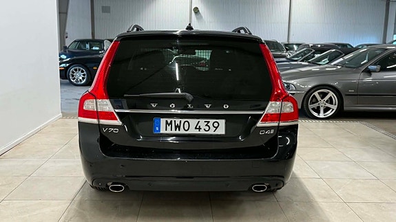 Volvo V70 6 of 19