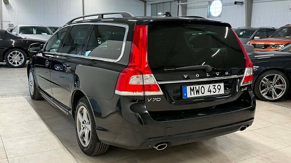 Volvo V70 5 of 19