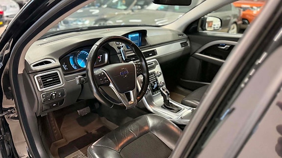 Volvo V70 16 of 19
