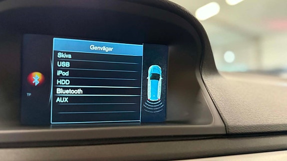 Volvo V70 11 of 19
